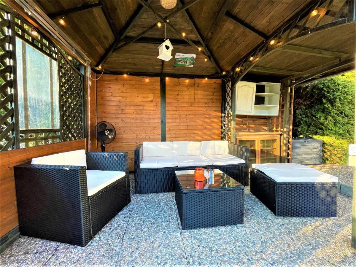 Апартаменты Traumhafter Moselblick, Garten & Lounge, Boxspringbett, Top Lage Буллай Экстерьер фото